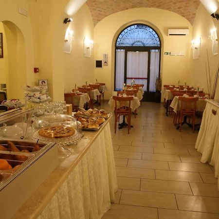 Hotel Romantica Exterior foto